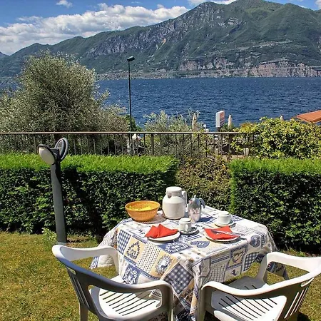 Aparthotel La Caletta Bolognese Brenzone sul Garda Exterior foto